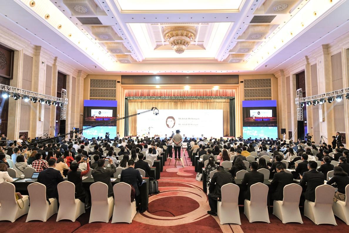 150135955.jpg 150135955.jpg